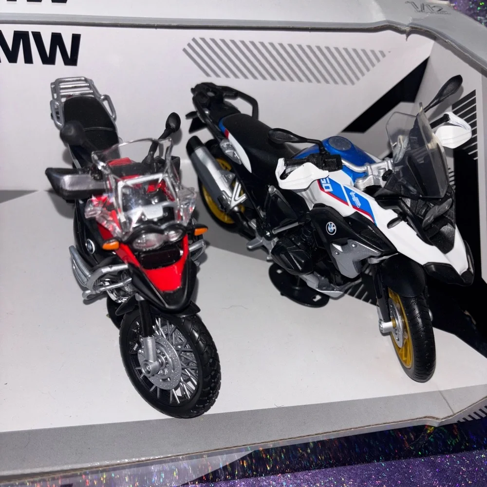Maisto BMW Motorcycle Set